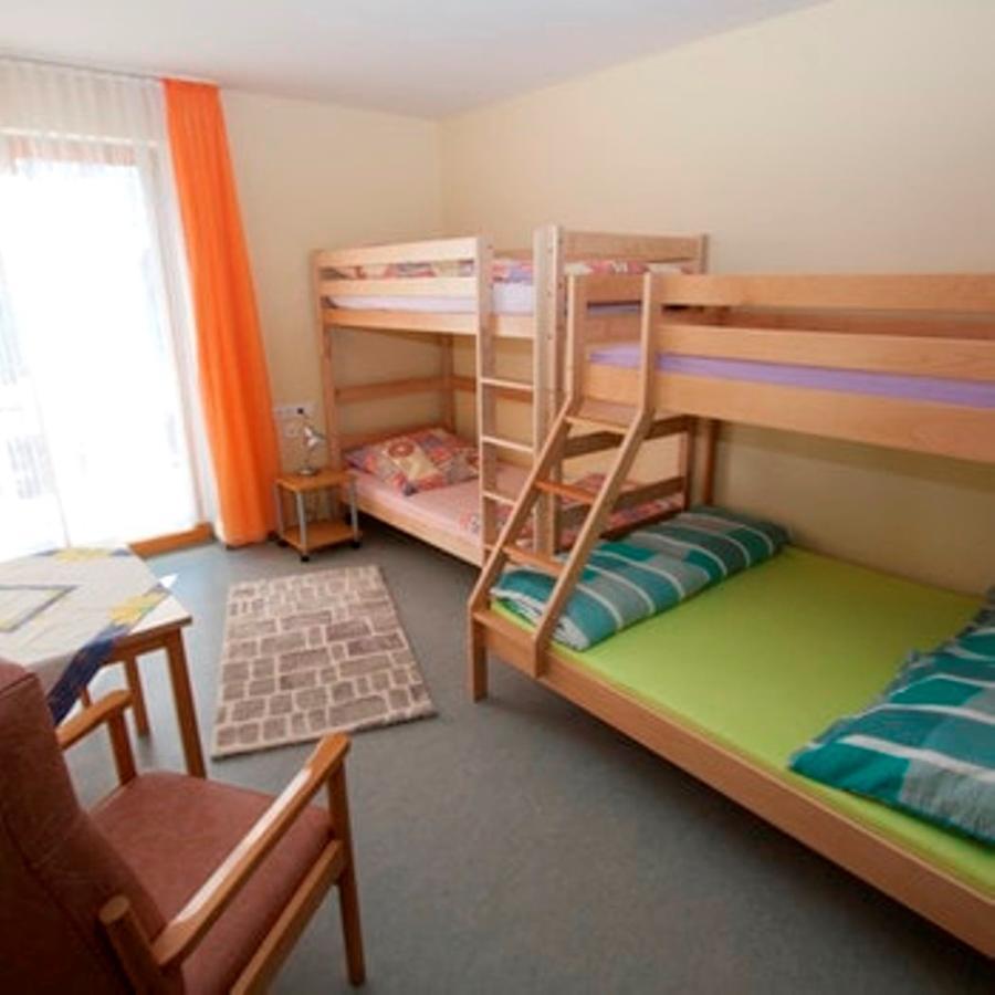 Rhoen Panorama Hostel ポッペンハウゼン エクステリア 写真